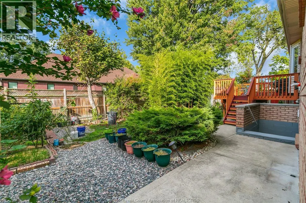 445 JOHN HARVEY CRESCENT