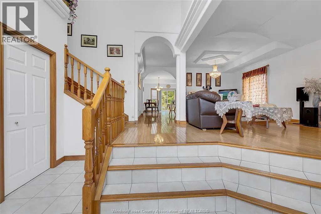 445 JOHN HARVEY CRESCENT