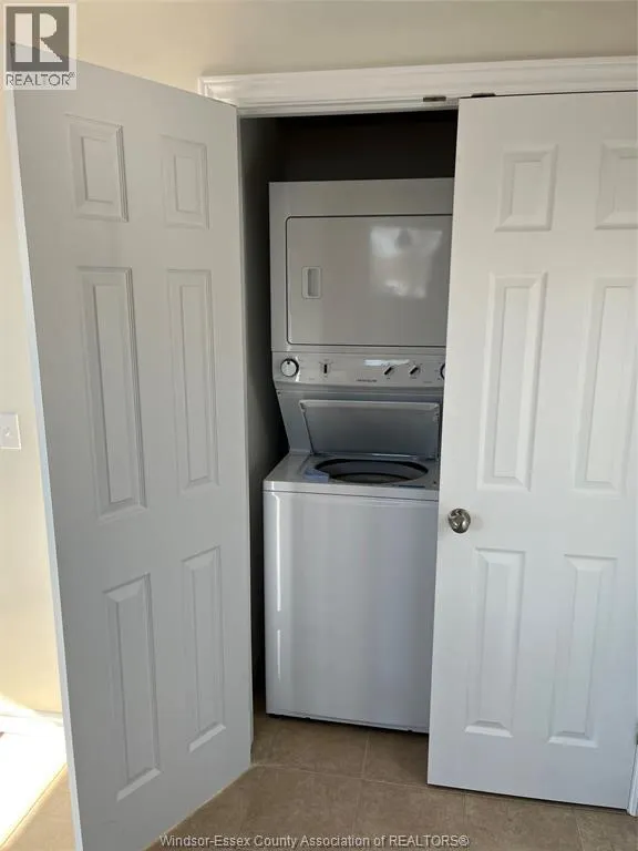 190 WALNUT LANE