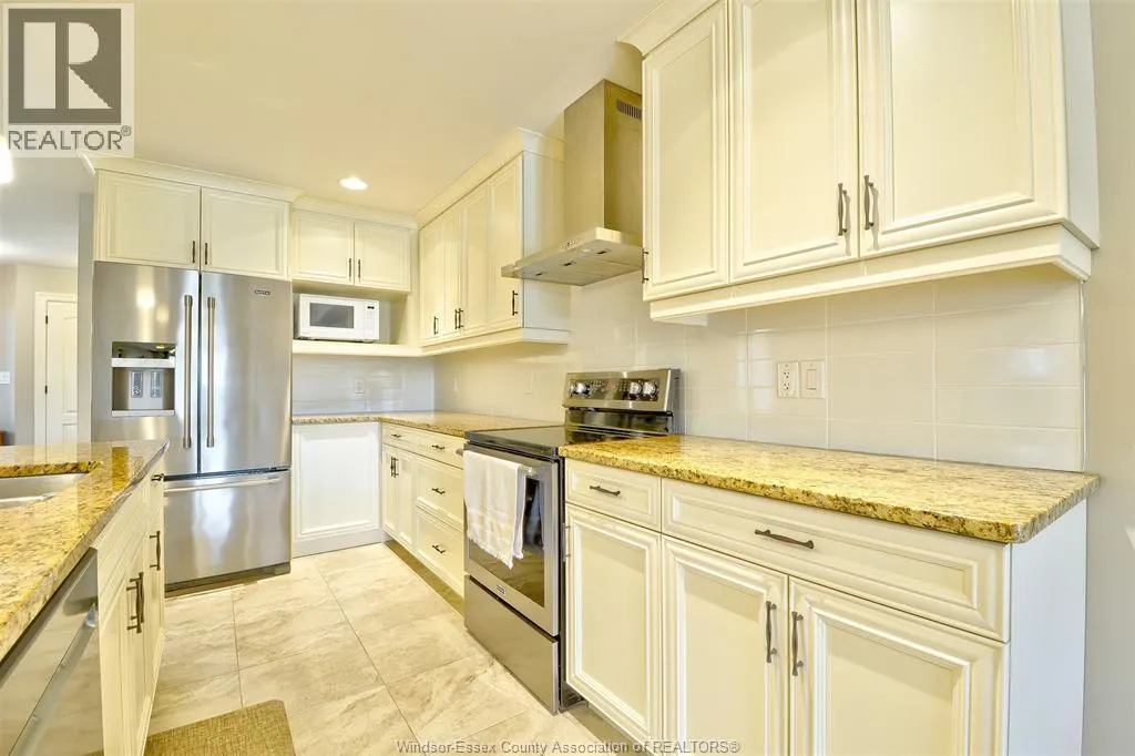 107 MEADOWVIEW
