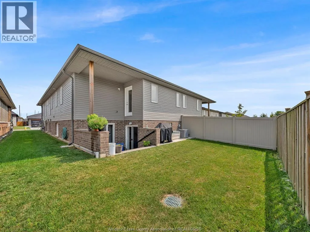 5 WOODLAND STREET