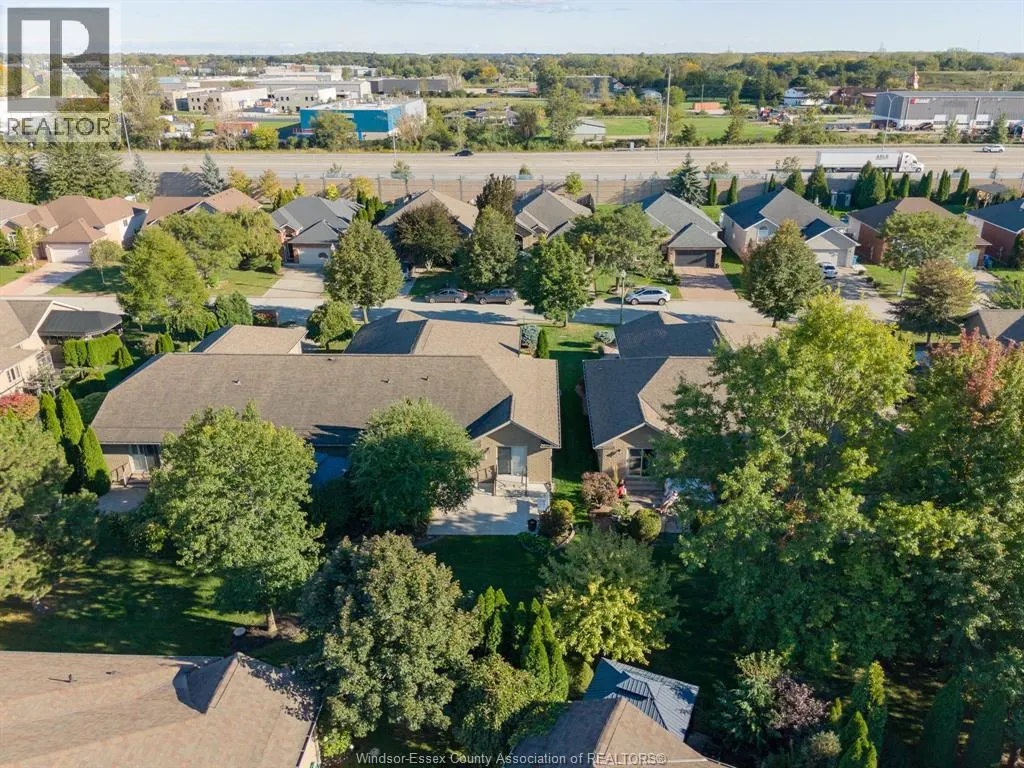 1487 IMPERIAL CRESCENT