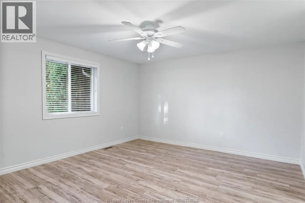1487 IMPERIAL CRESCENT