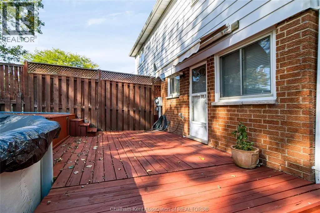 106 Wedgewood AVENUE