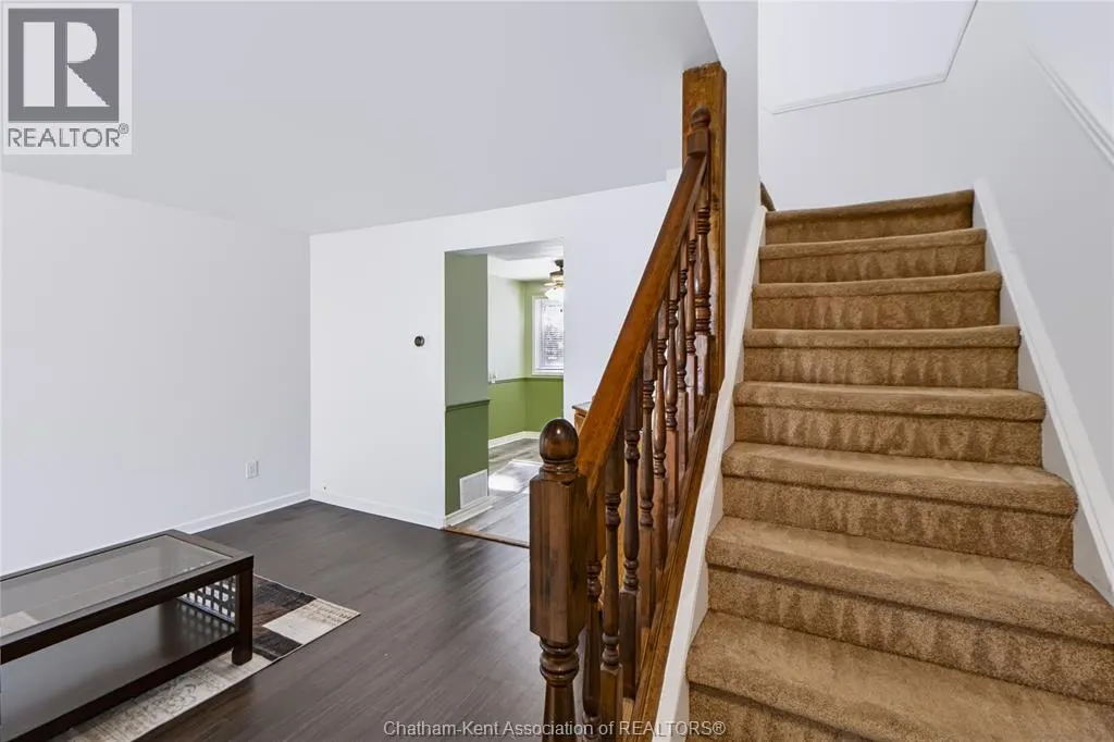 106 Wedgewood AVENUE