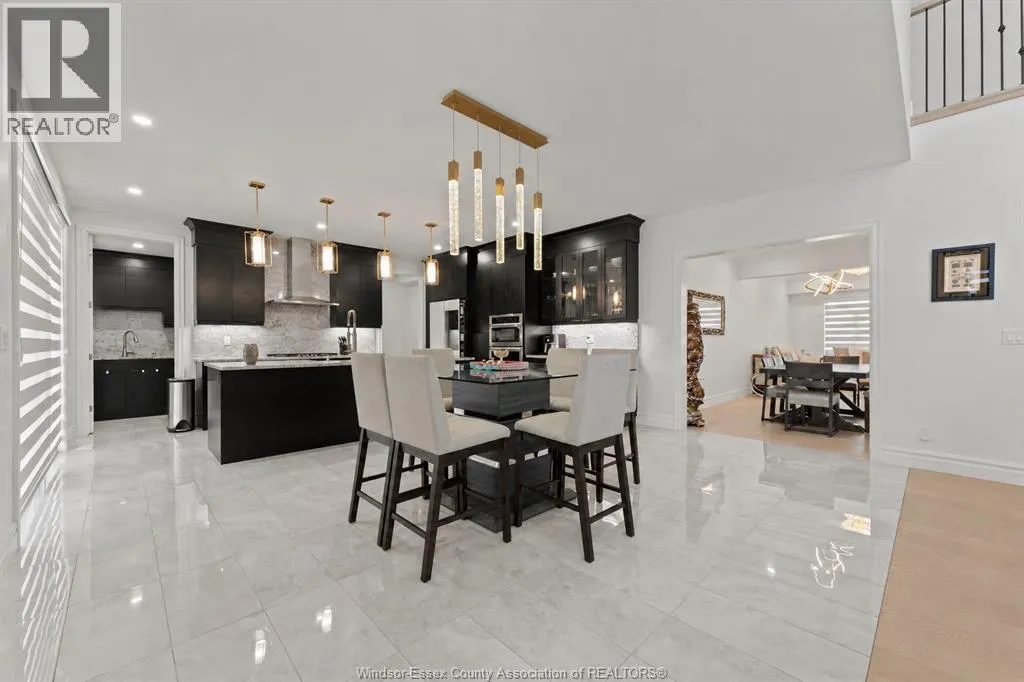 570 ORCHARDS CRESCENT