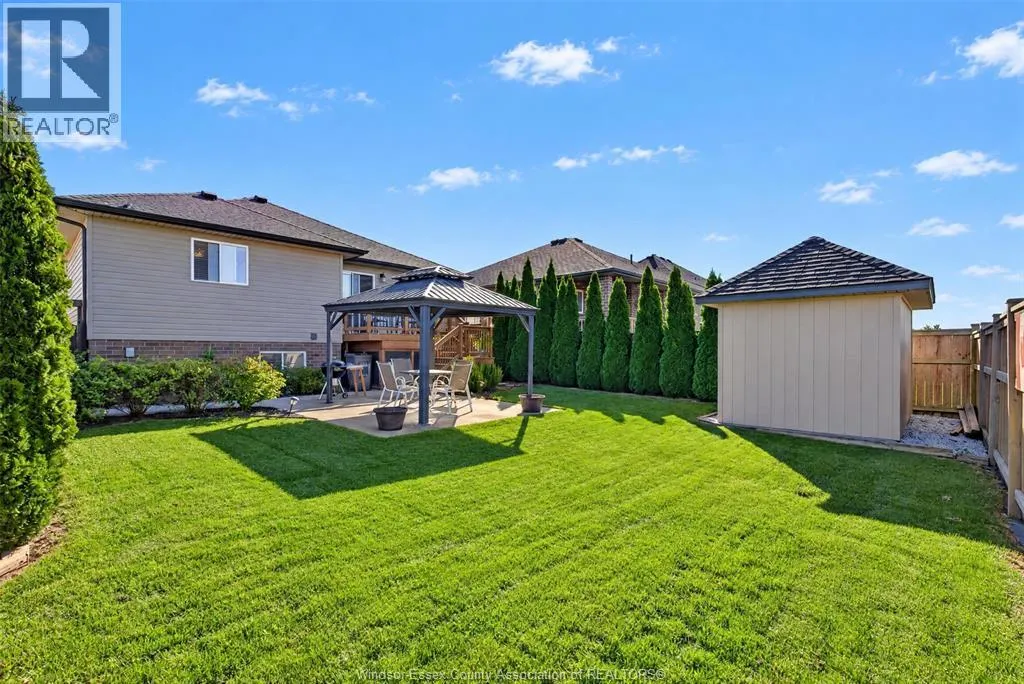 1049 THUNDERBAY