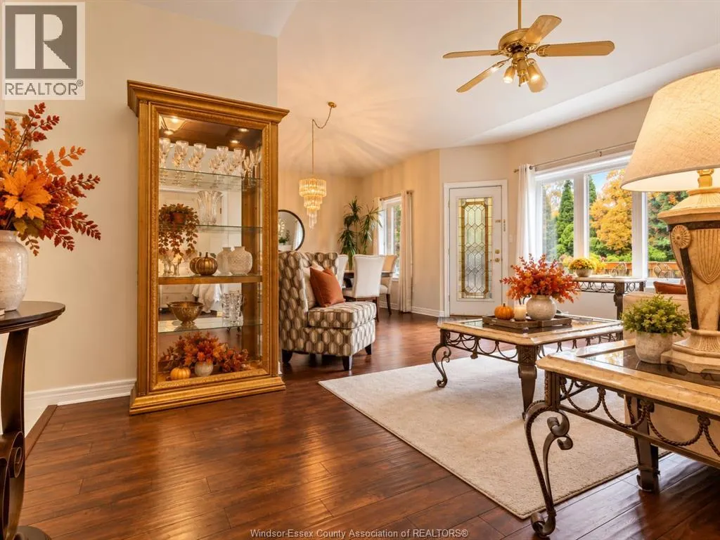 393 TUSCANY CRESCENT