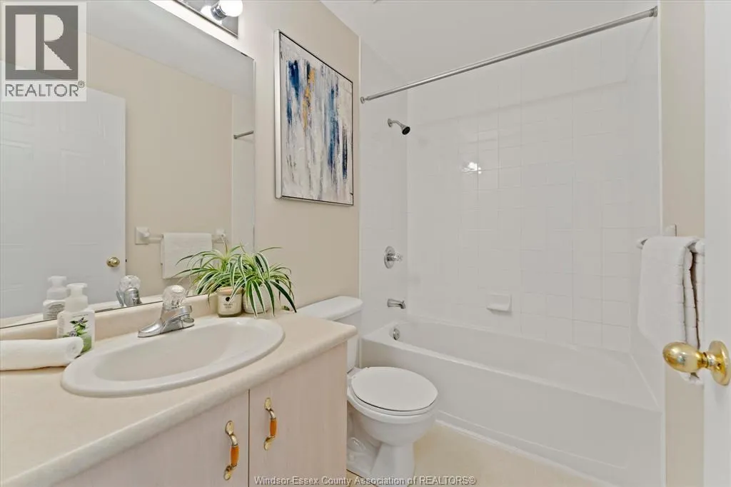 1655 GRAND MARAIS ROAD West Unit# 314