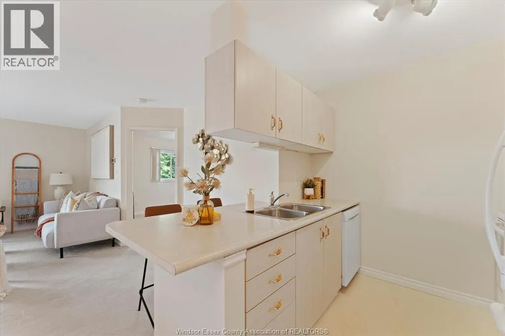 1655 GRAND MARAIS ROAD West Unit# 314