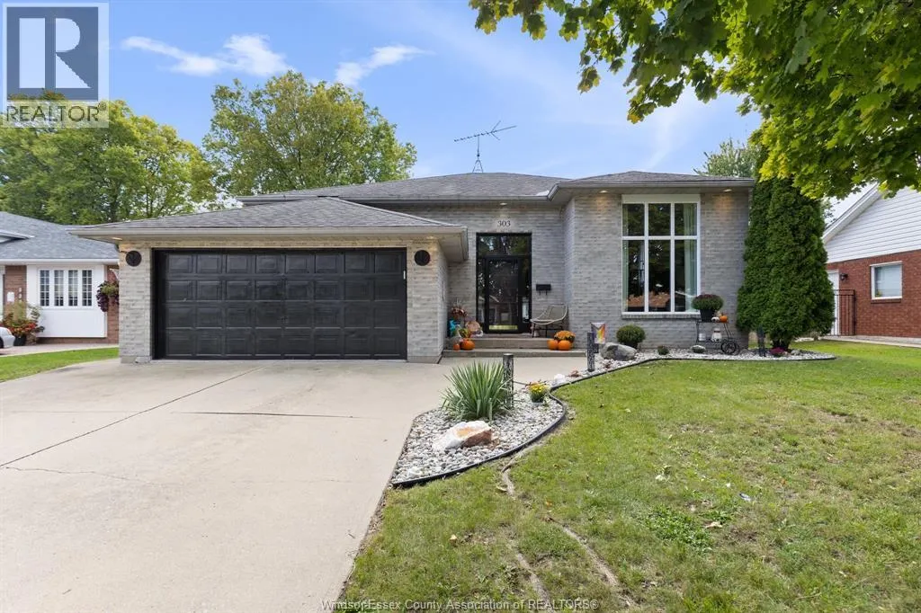 303 STONE RIDGE AVENUE