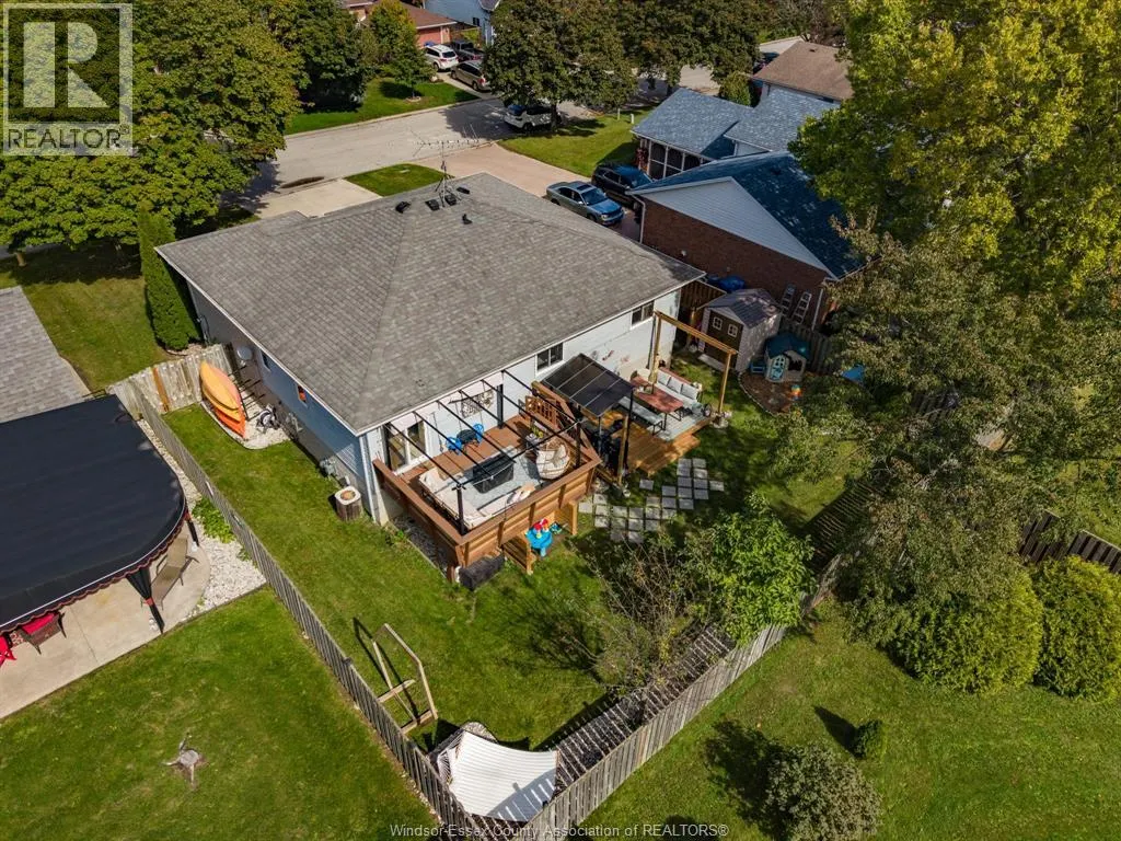 303 STONE RIDGE AVENUE