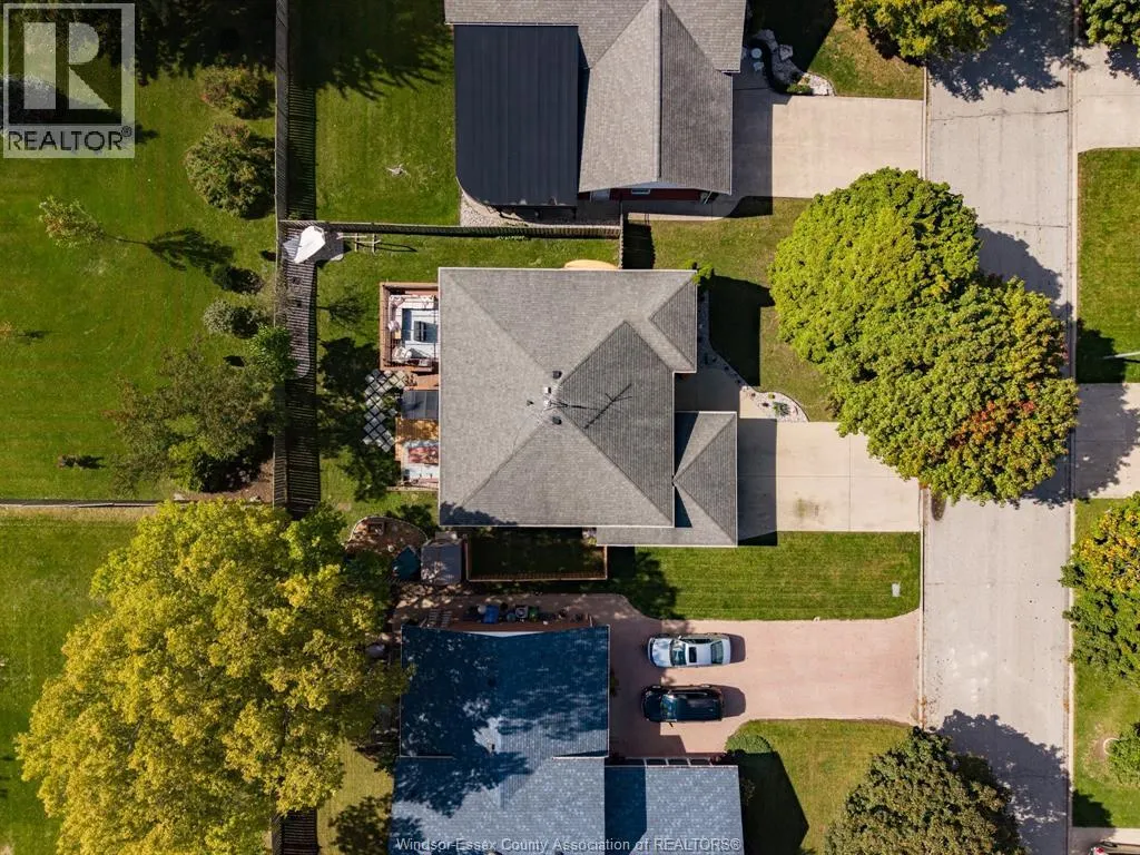 303 STONE RIDGE AVENUE
