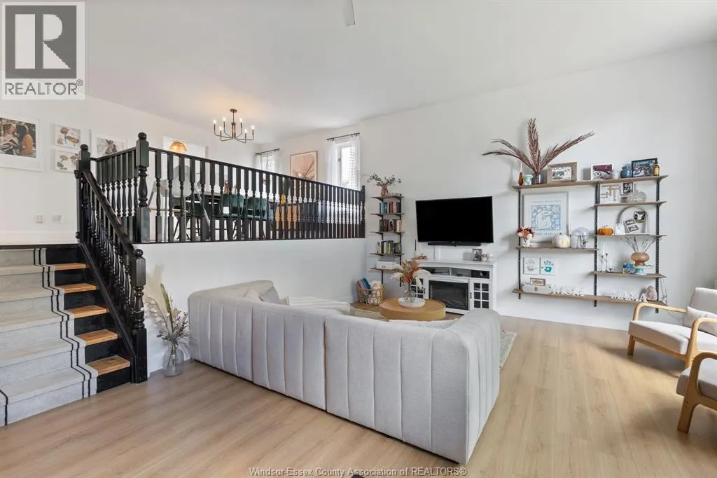 303 STONE RIDGE AVENUE
