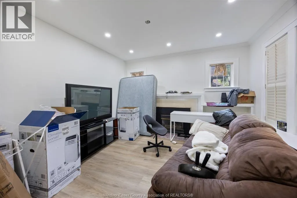456 Askin AVENUE Unit# 1 - Main