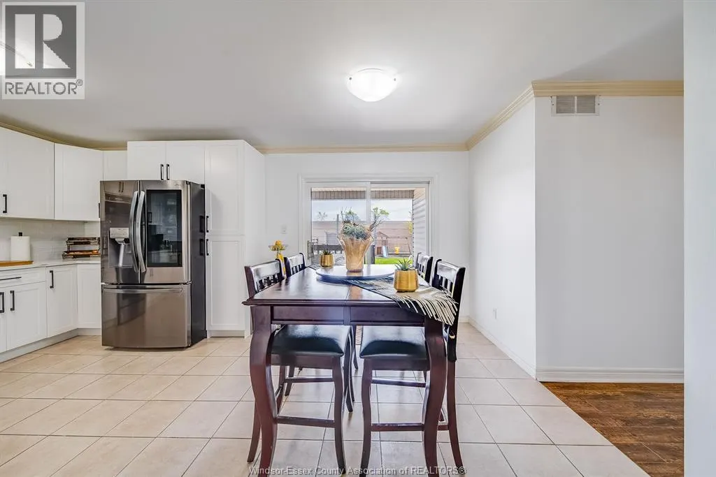 1488 IMPERIAL CRESCENT