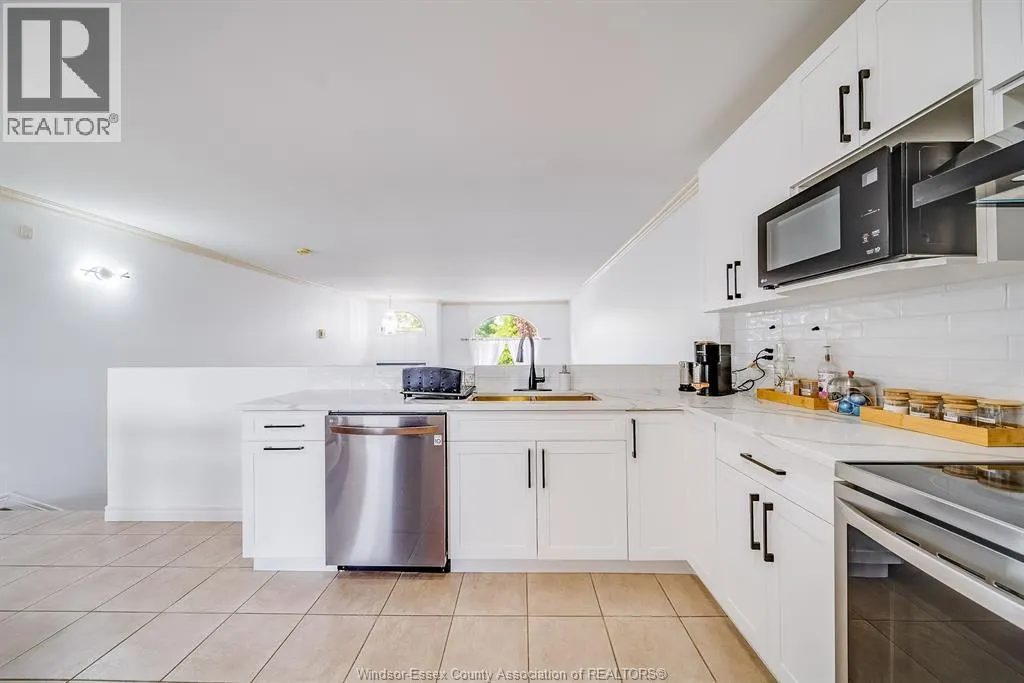 1488 IMPERIAL CRESCENT