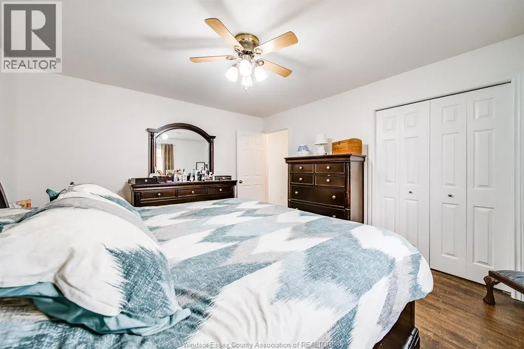 1488 IMPERIAL CRESCENT