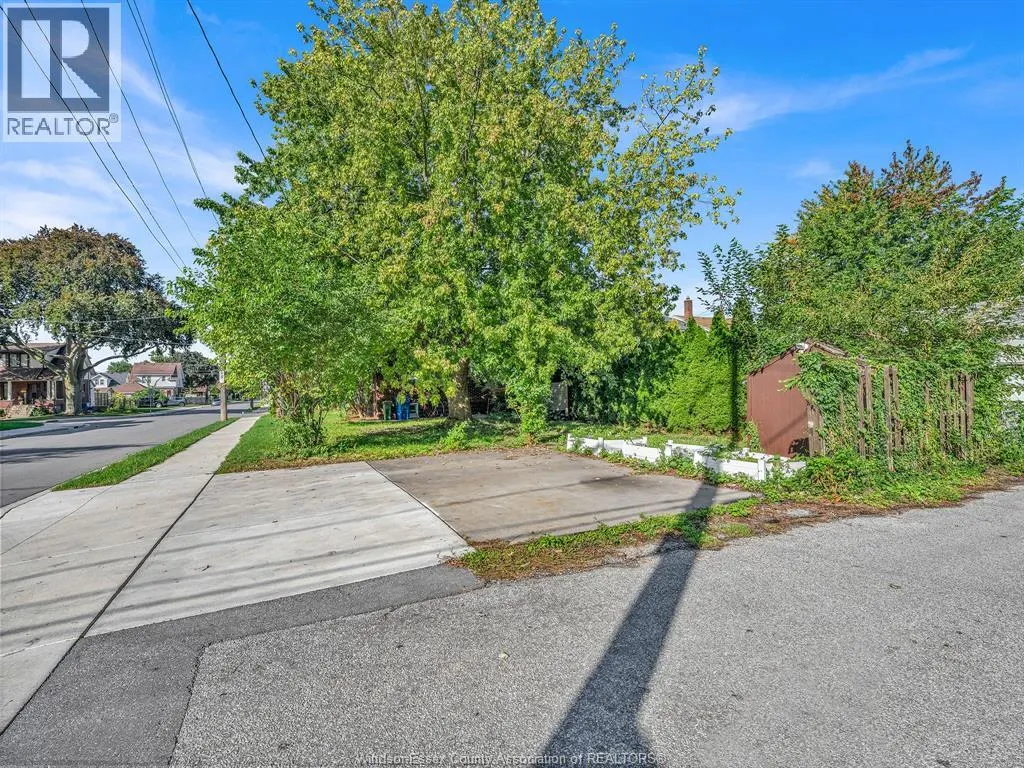 1396 Moy AVENUE