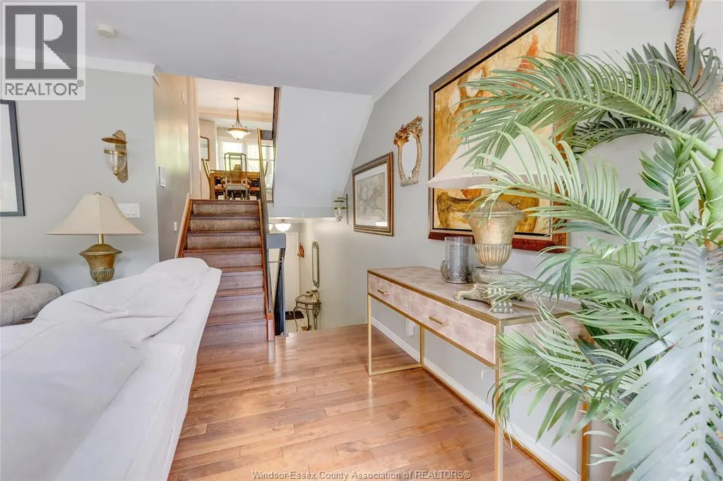 3917 RIVERSIDE East Unit# 9-3917