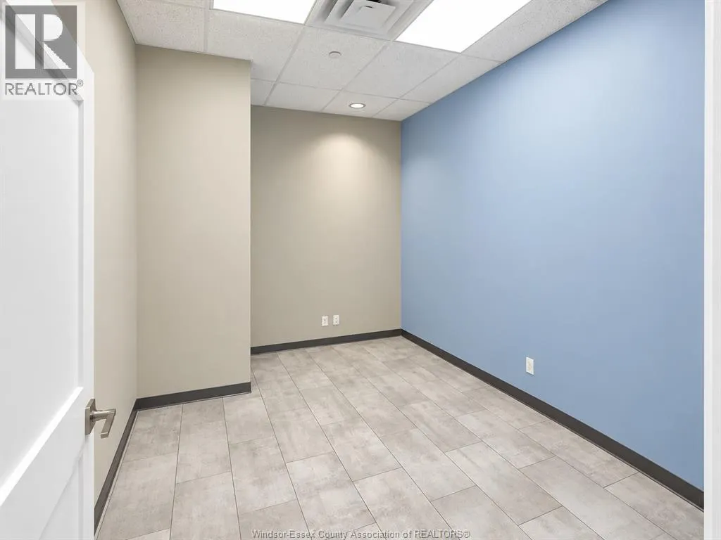 1624 HOWARD Unit# 8
