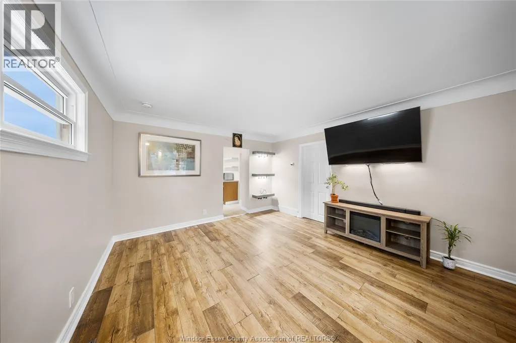 2682 CLEMENCEAU BOULEVARD
