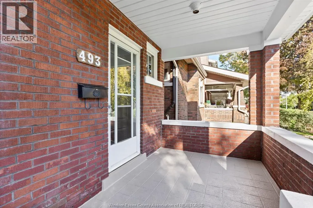 493 MOY AVENUE