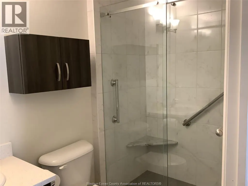 8475 WYANDOTTE STREET East Unit# 211
