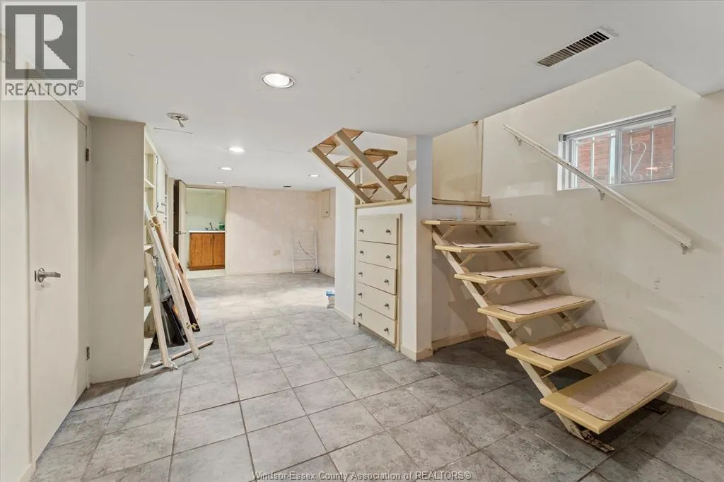 535 RANDOLPH AVENUE