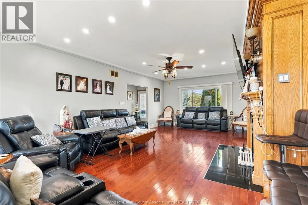 4765 HOWARD
