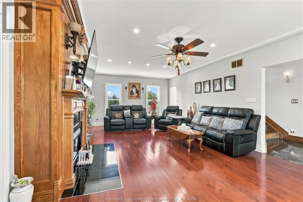 4765 HOWARD