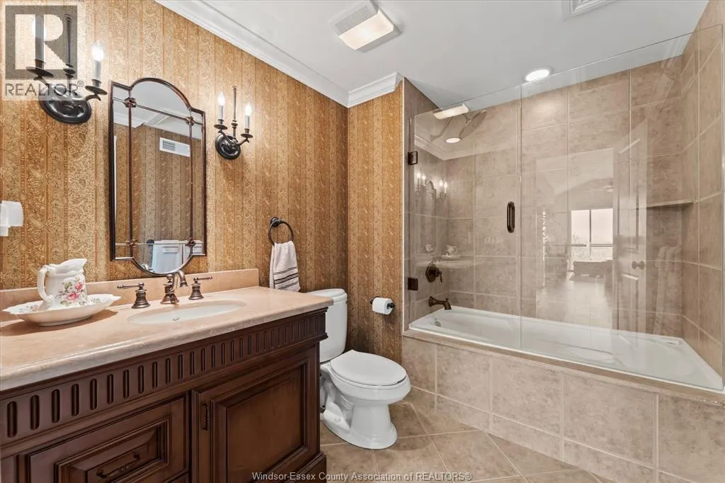 34 BOBLO ISLAND BOULEVARD Unit# Penthouse #507