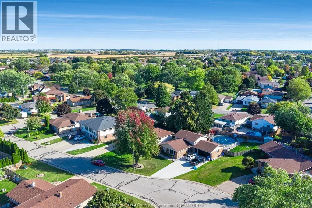 55 Windwood DRIVE