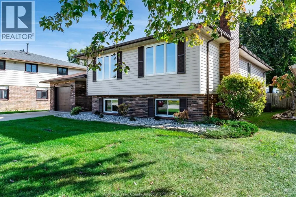55 Windwood DRIVE