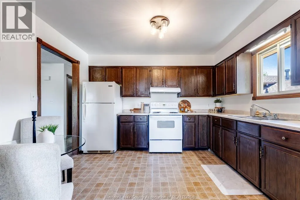 55 Windwood DRIVE
