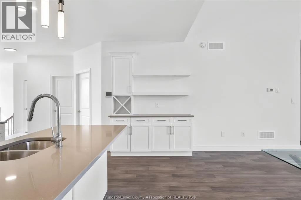 218 McLellan Avenue