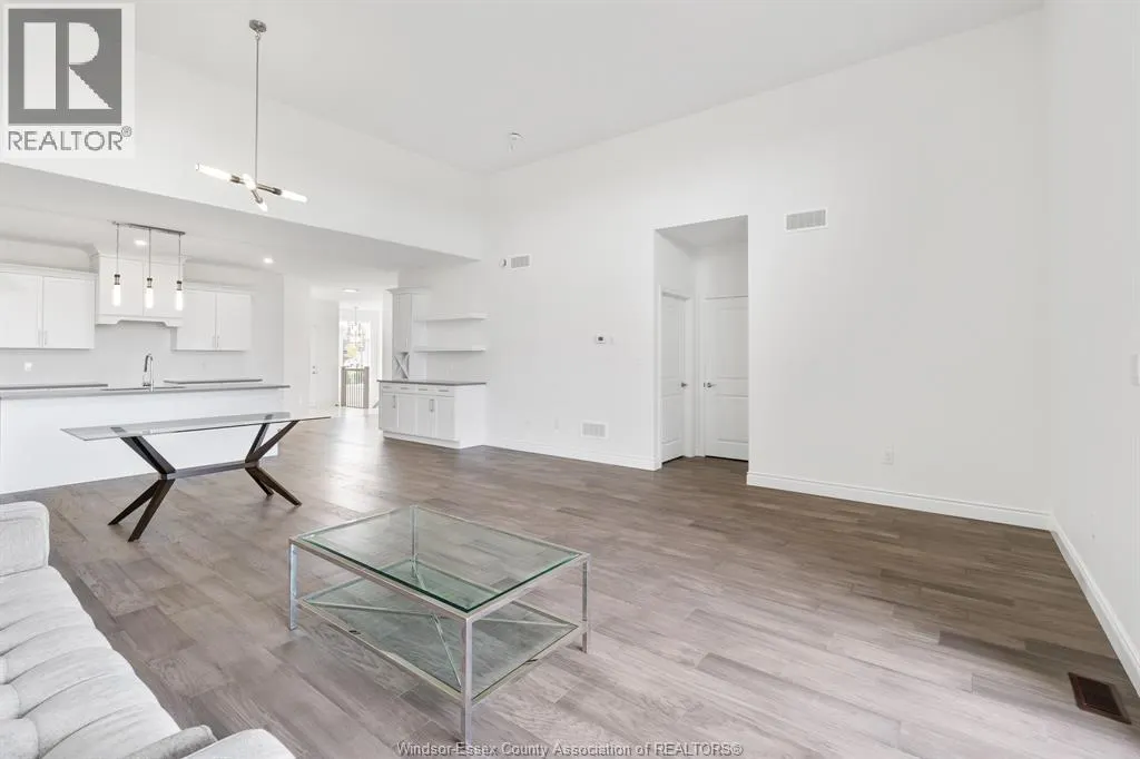 218 McLellan Avenue