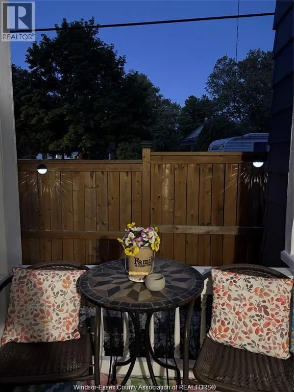 639 WATKINS