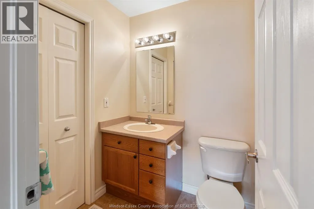 837 Cottage Grove