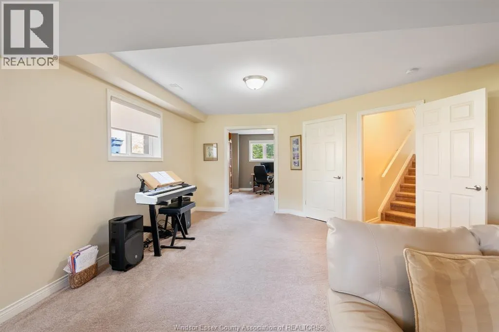 837 Cottage Grove