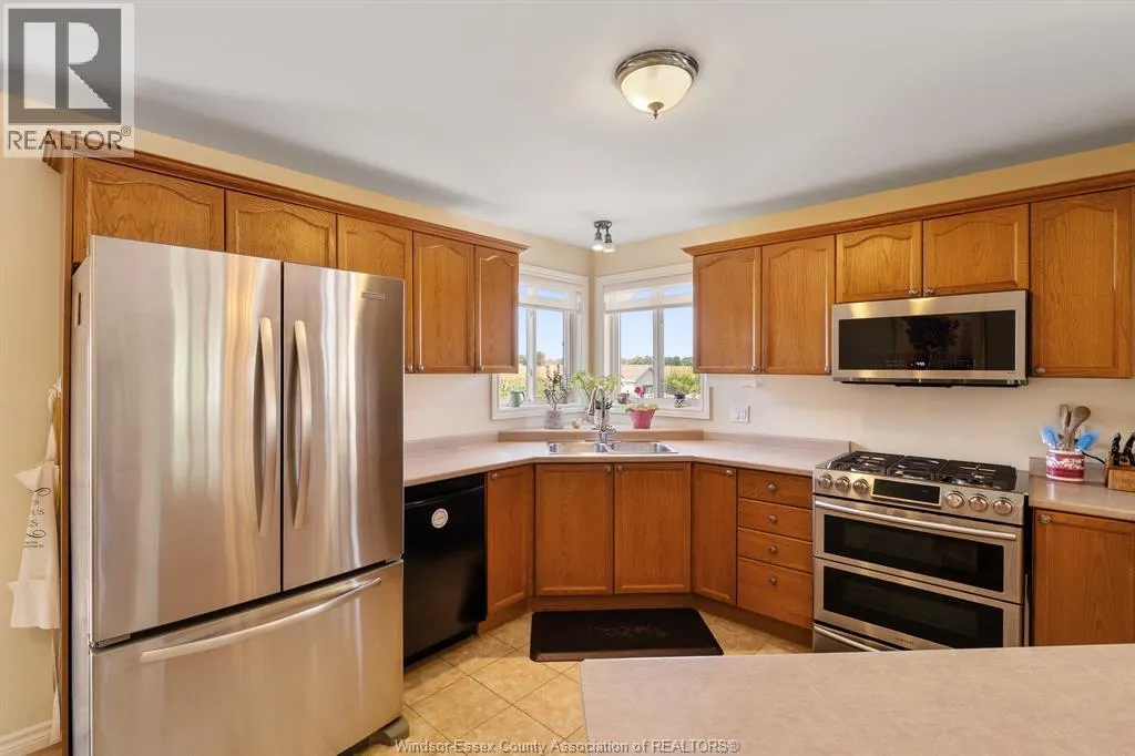 837 Cottage Grove