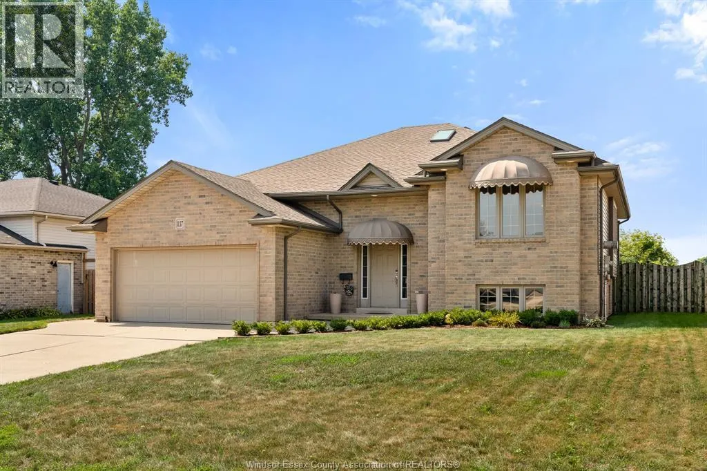 837 Cottage Grove