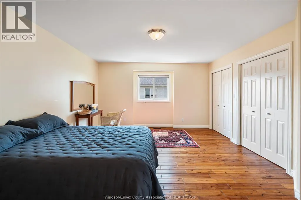 837 Cottage Grove