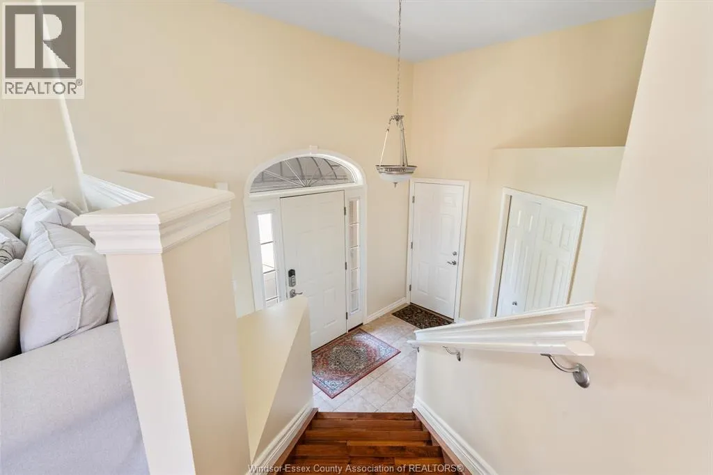 837 Cottage Grove