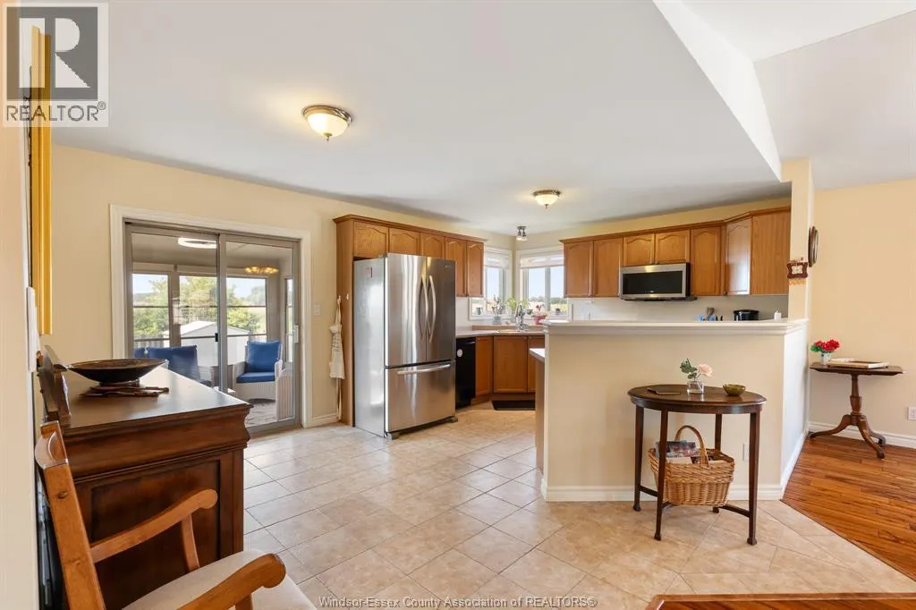 837 Cottage Grove
