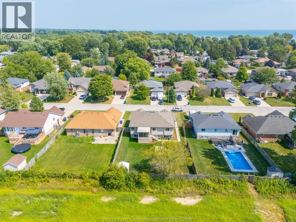 837 Cottage Grove
