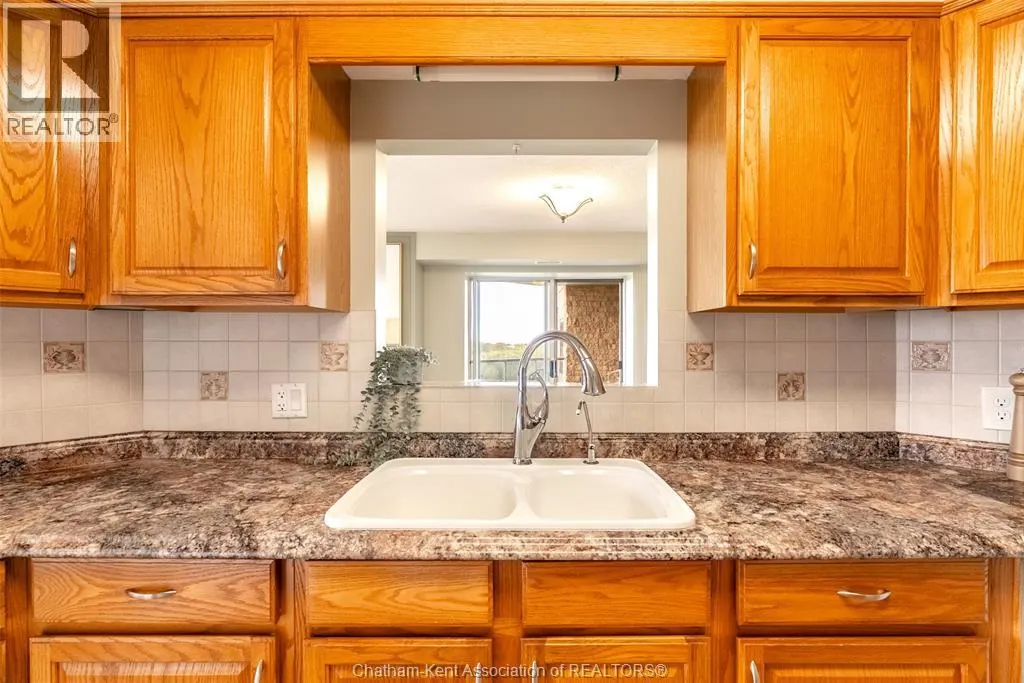 10 Van Allen AVENUE Unit# 903