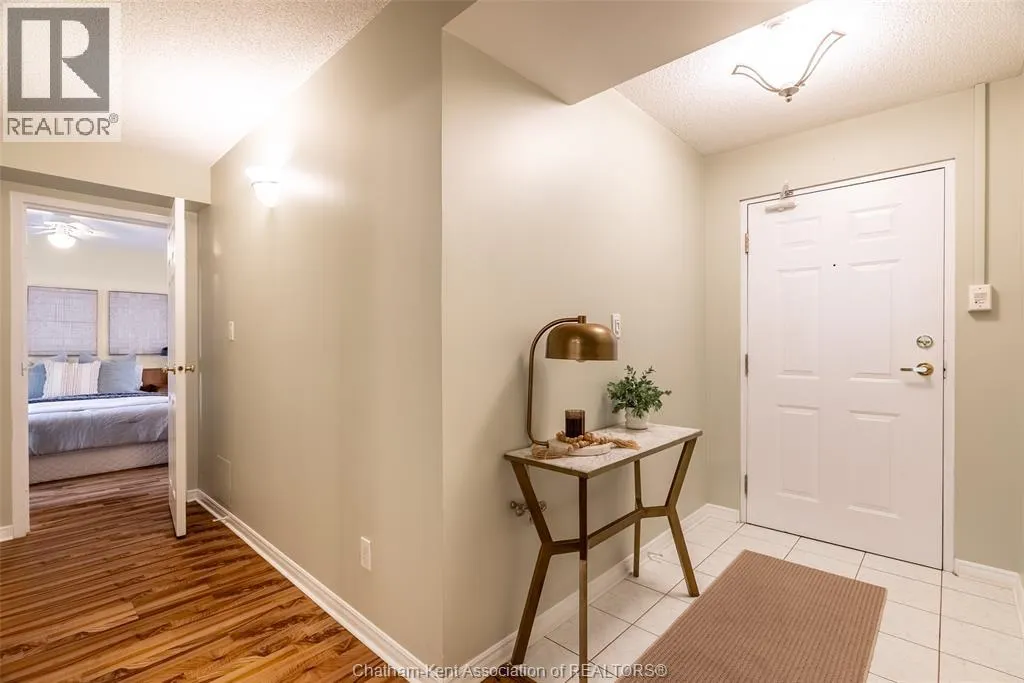10 Van Allen AVENUE Unit# 903