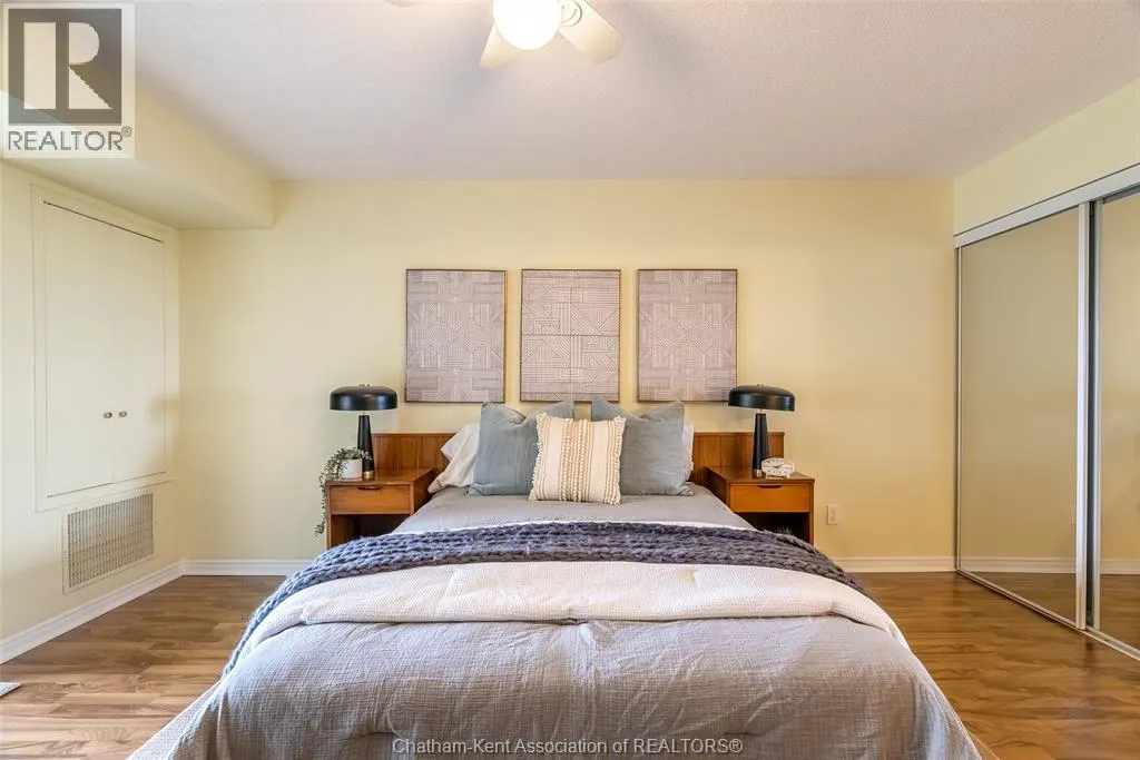 10 Van Allen AVENUE Unit# 903