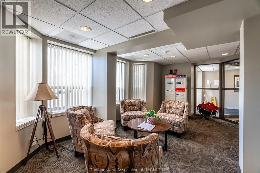 10 Van Allen AVENUE Unit# 903